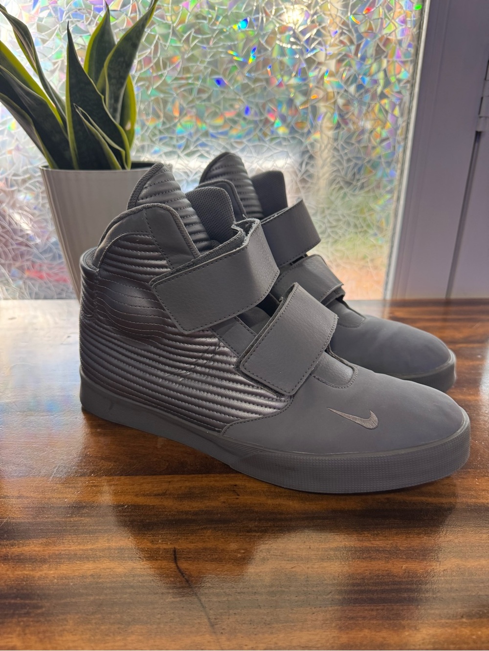 Nike Flystepper 2K3 Men’s 12 Grey/Metallic - PreOwned no box